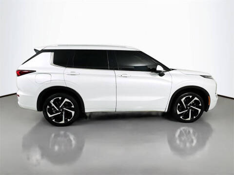 2023 Mitsubishi Outlander PHEV 40th Anniversary