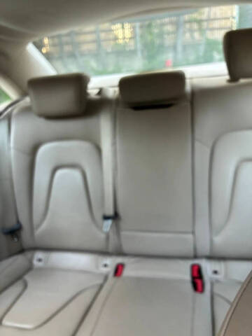 2009 Audi A4 2.0T quattro Premium