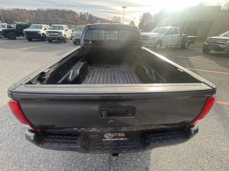 2020 Toyota Tacoma SR V6