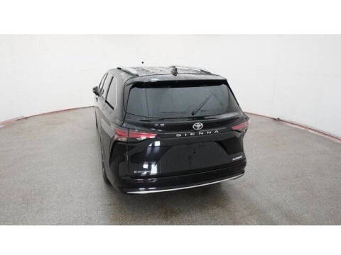 2026 Toyota Sienna Platinum 7-Passenger