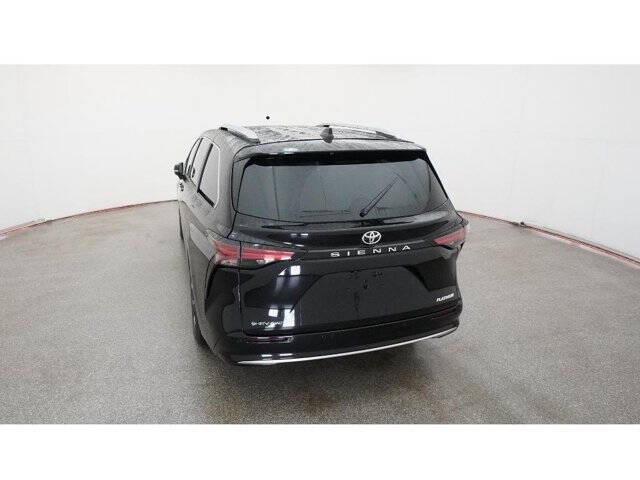 2026 Toyota Sienna Platinum 7-Passenger