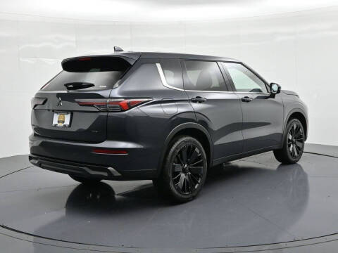 2026 Mitsubishi Outlander LE