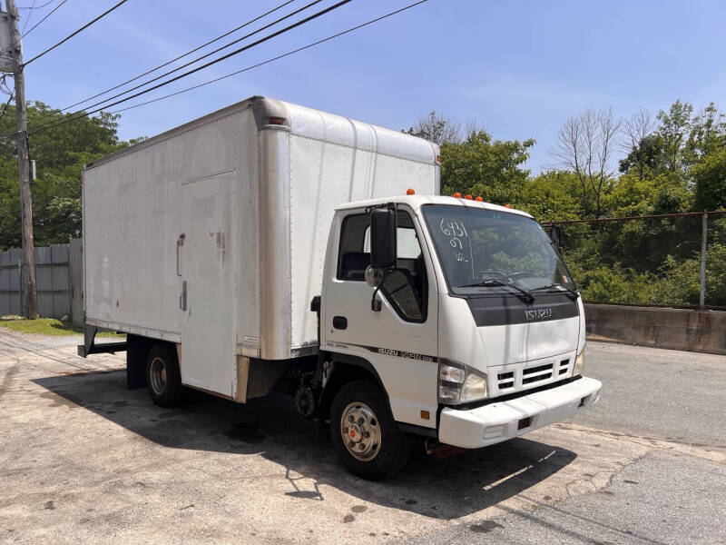 2007 Isuzu NPR