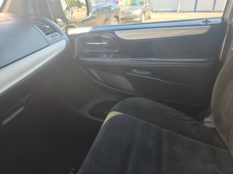 2015 Dodge Grand Caravan SXT Plus