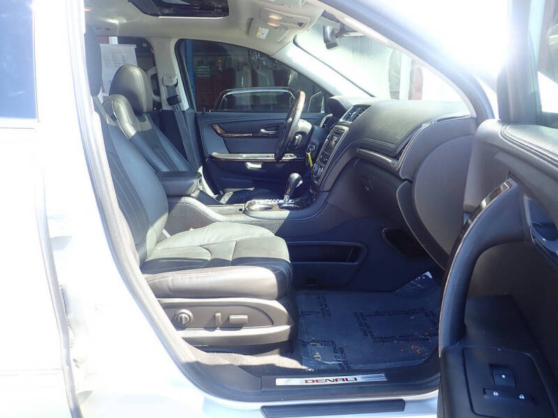 2014 GMC Acadia Denali