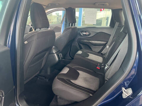 2014 Jeep Cherokee Sport