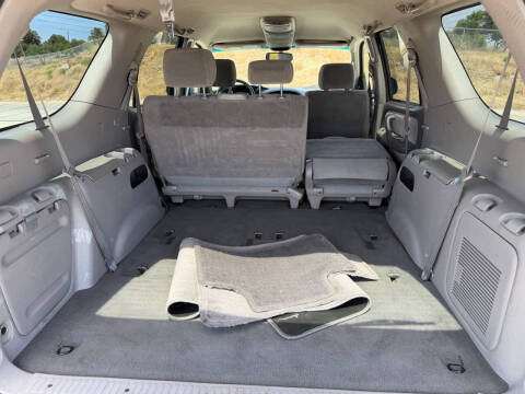 2006 Toyota Sequoia SR5
