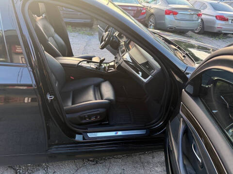 2015 BMW 5 Series 550i