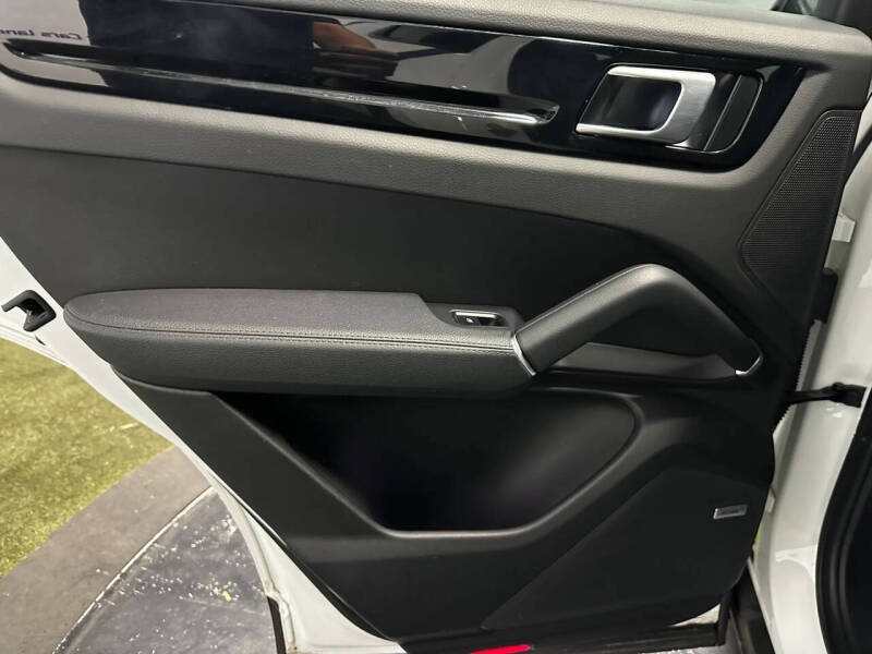 2022 Porsche Cayenne