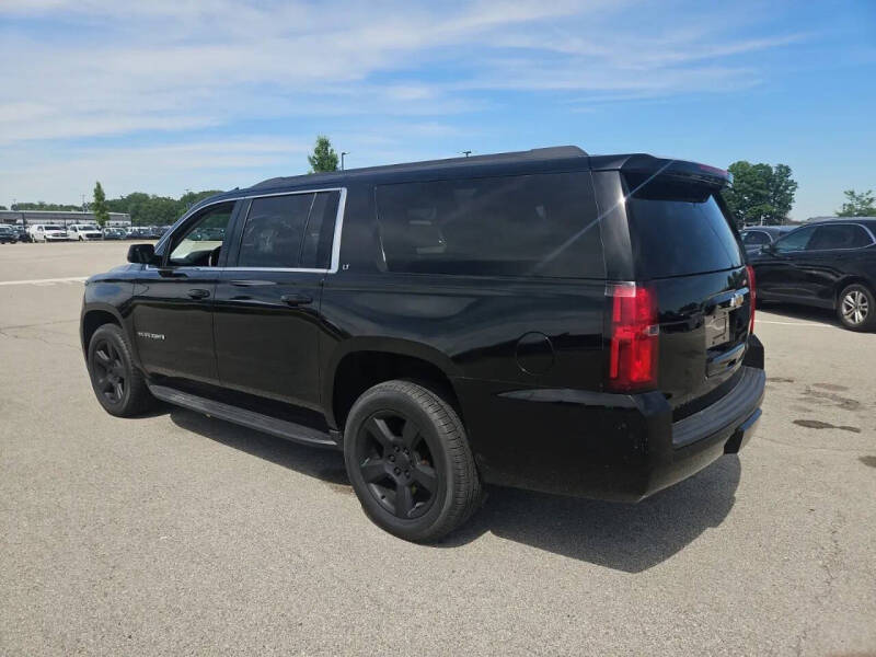 2017 Chevrolet Suburban LT