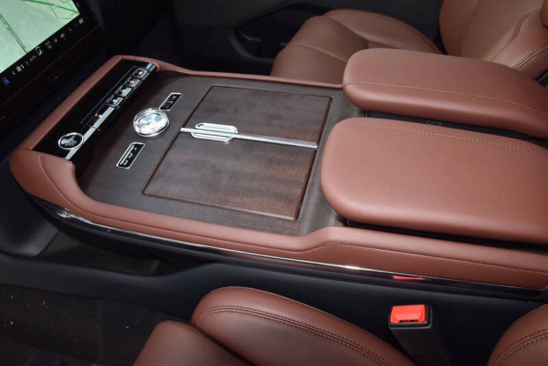 2026 Lincoln Navigator L Reserve