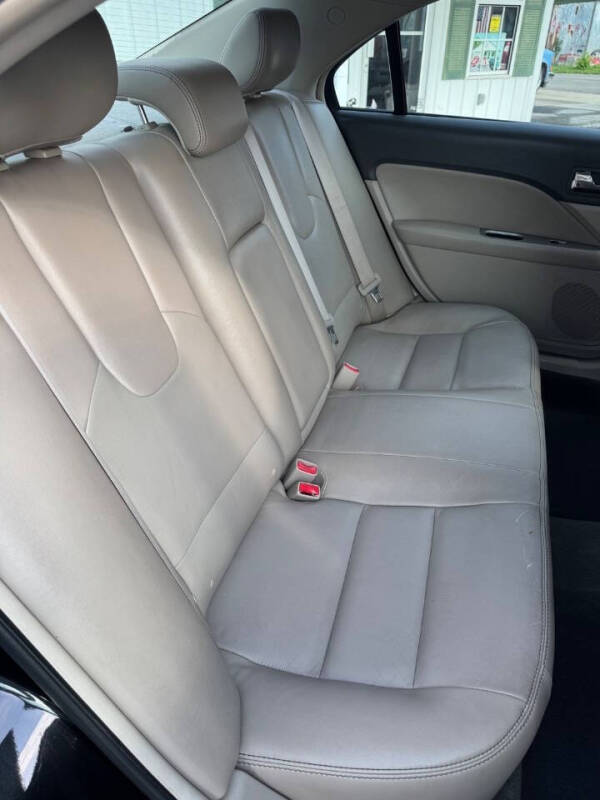 2011 Ford Fusion SEL