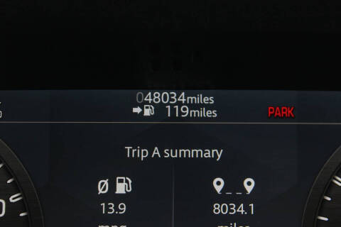 2021 Land Rover Defender 110 SE