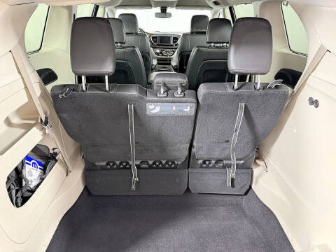 2018 Chrysler Pacifica Touring L