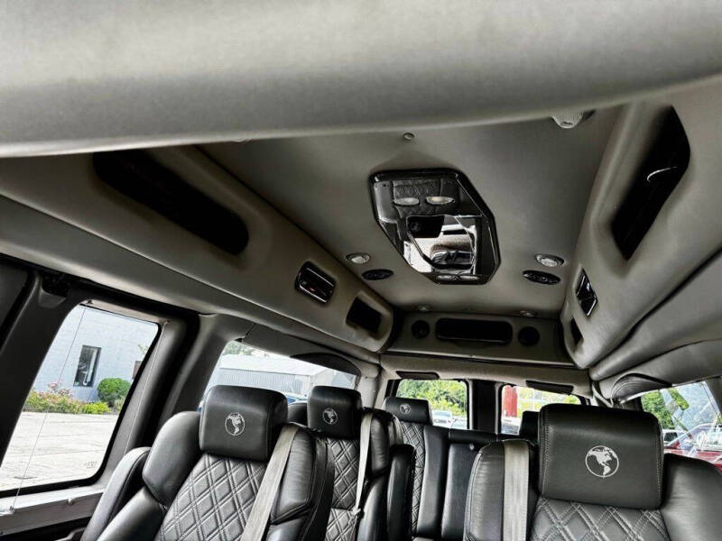 2020 Chevrolet Express 2500