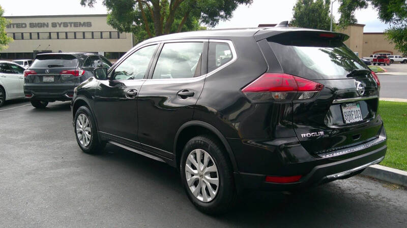 2018 Nissan Rogue S