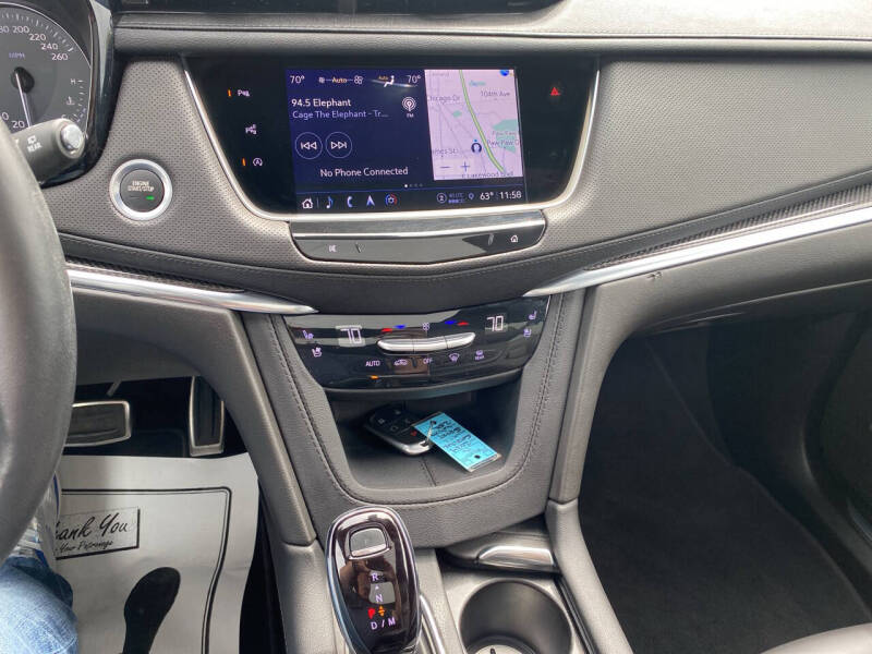2024 Cadillac XT5 Sport