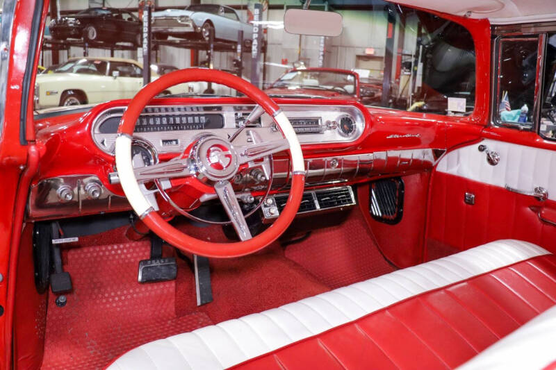 1957 Pontiac Star Chief