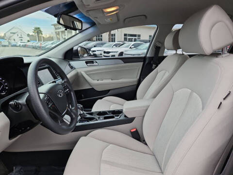 2017 Hyundai Sonata Hybrid SE