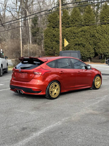 2018 Ford Focus ST