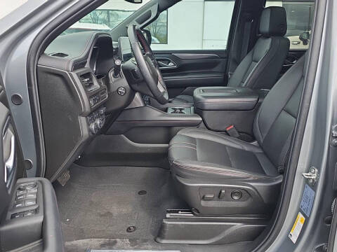 2024 Chevrolet Suburban RST