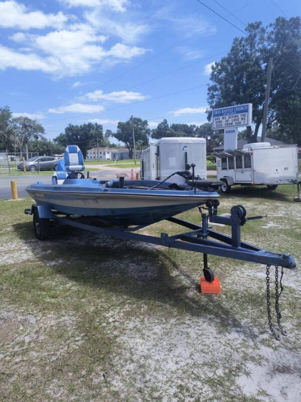 1990 Tidecraft Bass Boat