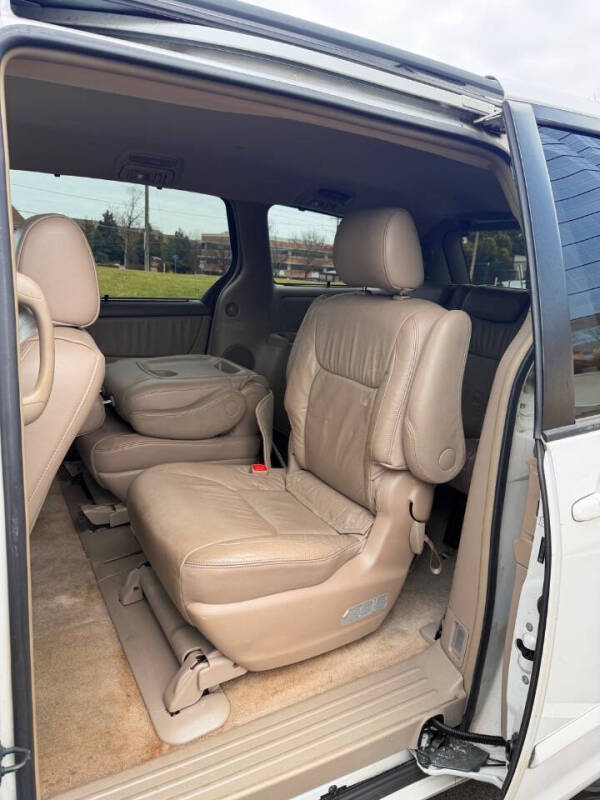 2007 Toyota Sienna XLE 7-Passenger