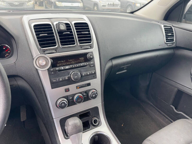 2011 GMC Acadia SL
