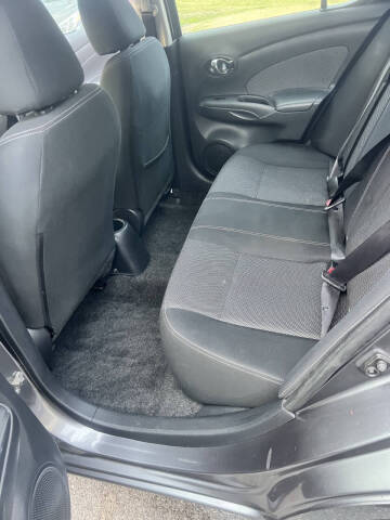 2016 Nissan Versa 1.6 S Plus