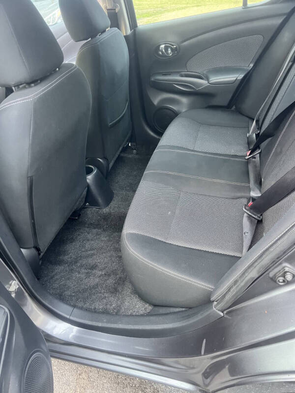 2016 Nissan Versa 1.6 S Plus