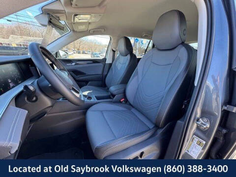 2025 Volkswagen Tiguan SE 4Motion