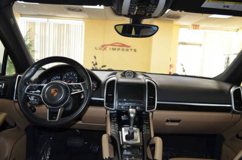 2016 Porsche Cayenne