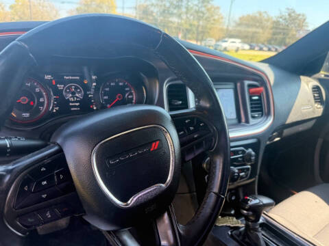 2017 Dodge Charger SE