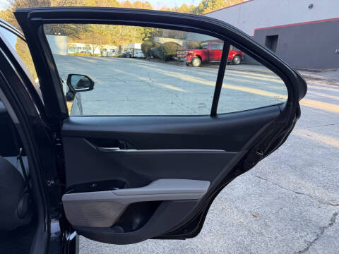 2020 Toyota Camry LE