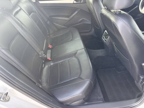 2013 Volkswagen Passat TDI SE