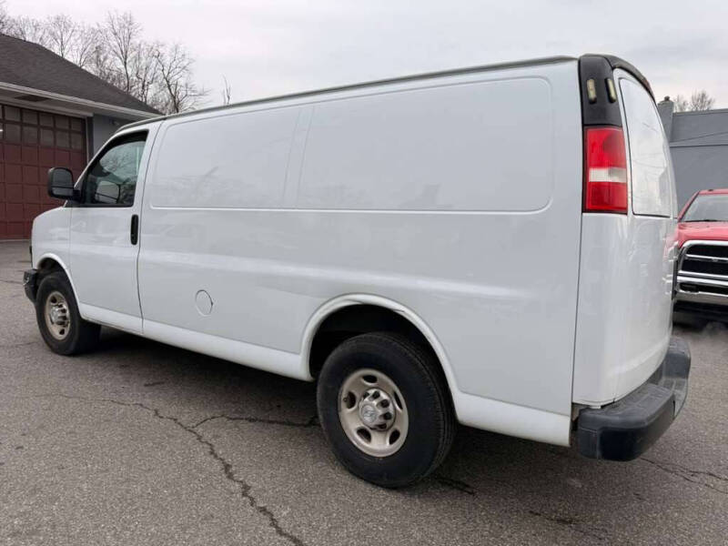 2018 Chevrolet Express 2500