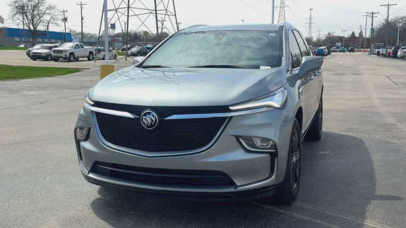 2023 Buick Enclave Essence