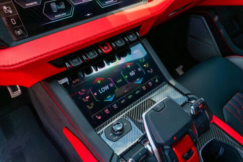 2026 Lamborghini Urus SE