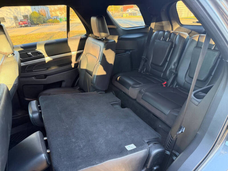 2018 Ford Explorer Sport