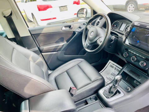 2017 Volkswagen Tiguan 2.0T Wolfsburg Edition 4Motion