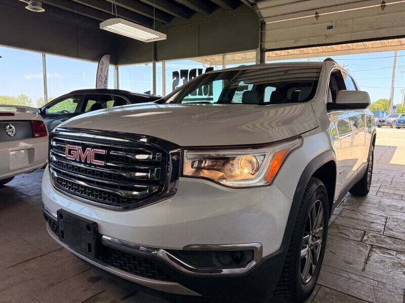 2017 GMC Acadia SLT-1