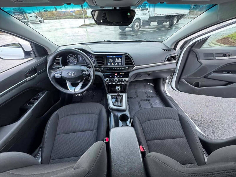 2020 Hyundai Elantra SEL