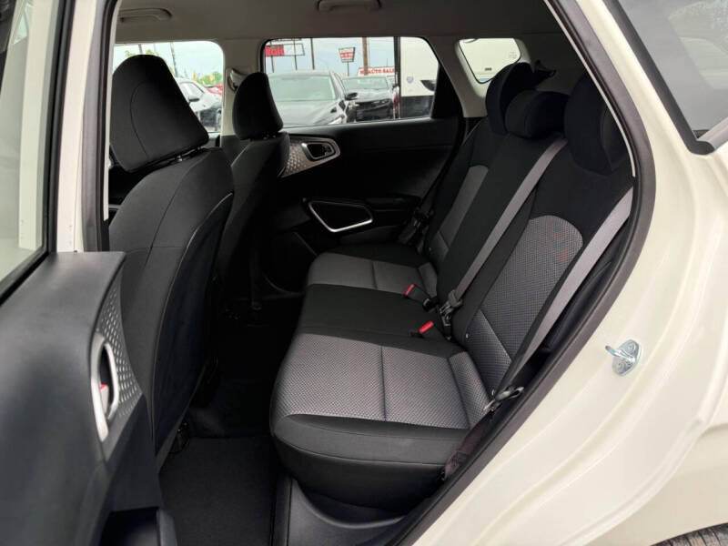 2025 Kia Soul LX