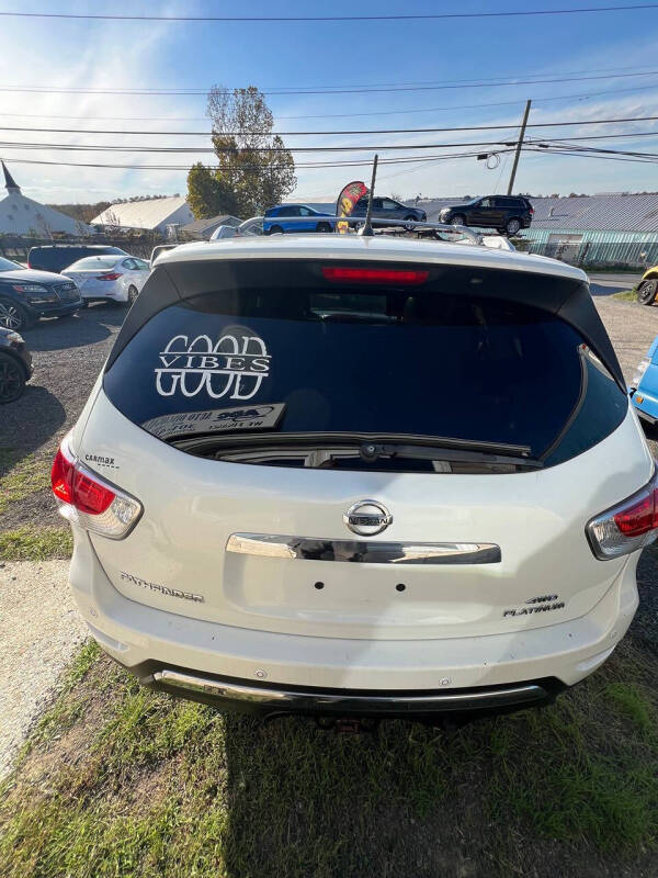 2013 Nissan Pathfinder Platinum