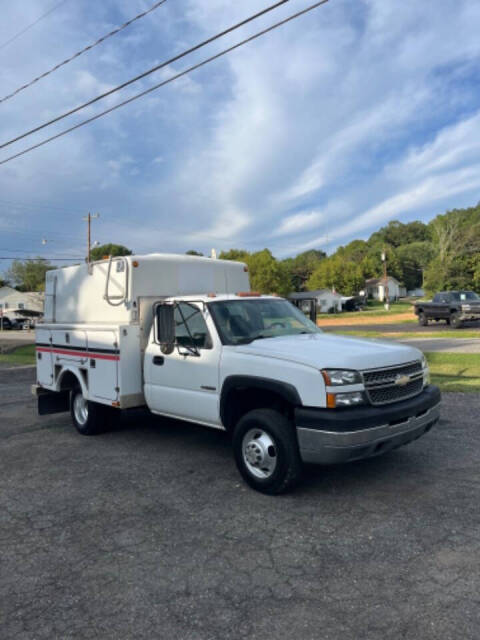 2005 Chevrolet Silverado 3500 for sale at Backroad Motors, Inc. in Lenoir, NC