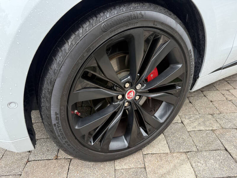 2018 Jaguar F-PACE S