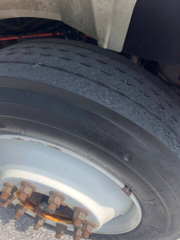 2020 International 24 passenger shuttle bus