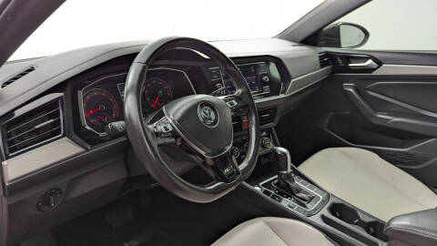 2019 Volkswagen Jetta R-Line