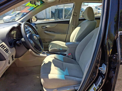 2012 Toyota Corolla LE