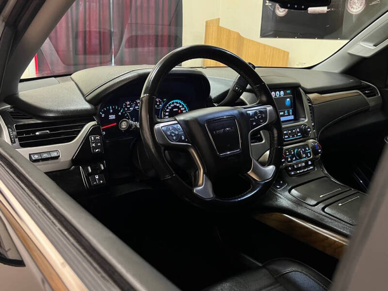 2020 GMC Yukon XL Denali